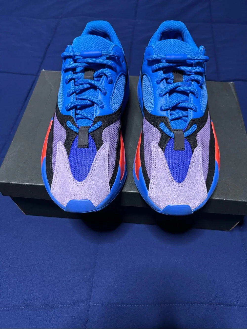 Adidas Yeezy Boost 700 Hi Res Blue 2022 Size 9